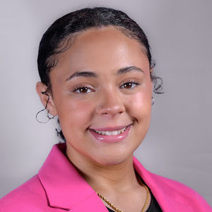 Meet your Posher, Ciara